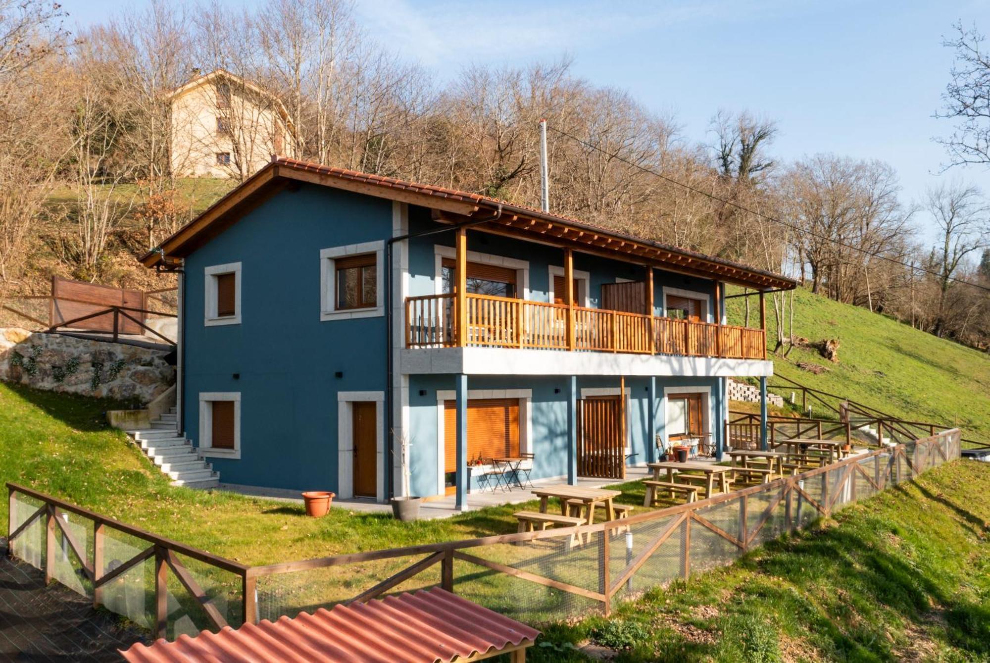 Apartamentos Montes Vindios Onís Exterior foto